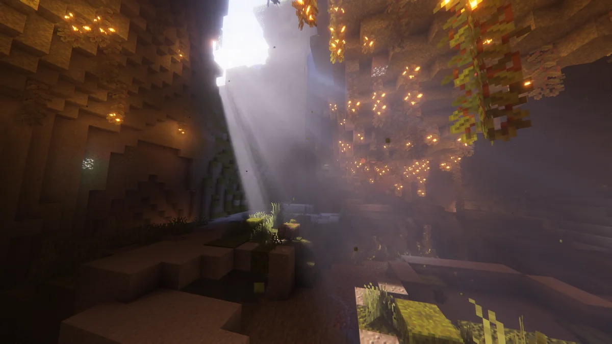 Hang động xanh Minecraft có ánh sáng chiếu qua vòm đá